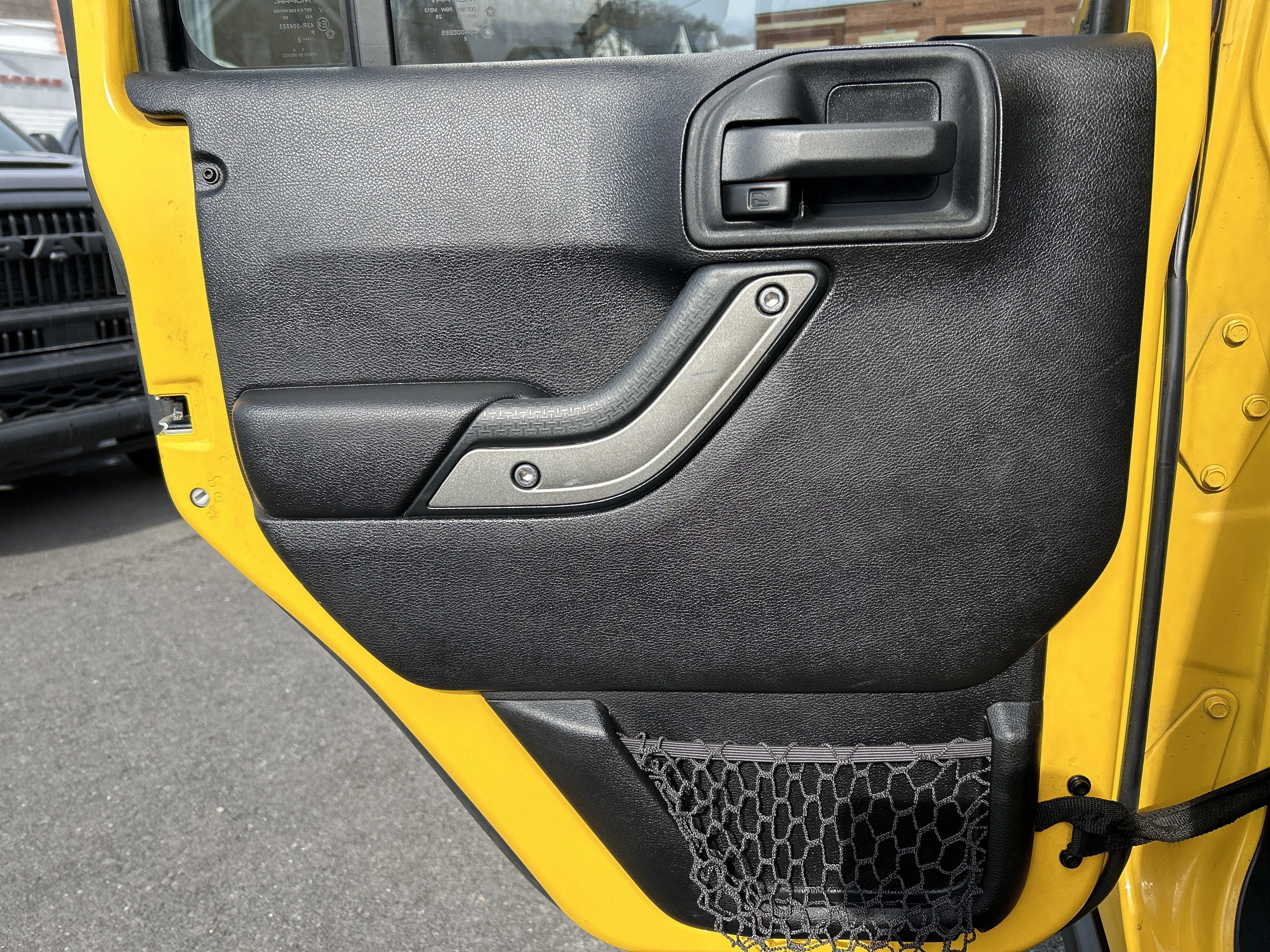 2015 Jeep WRANGLER UNL WILLY'S