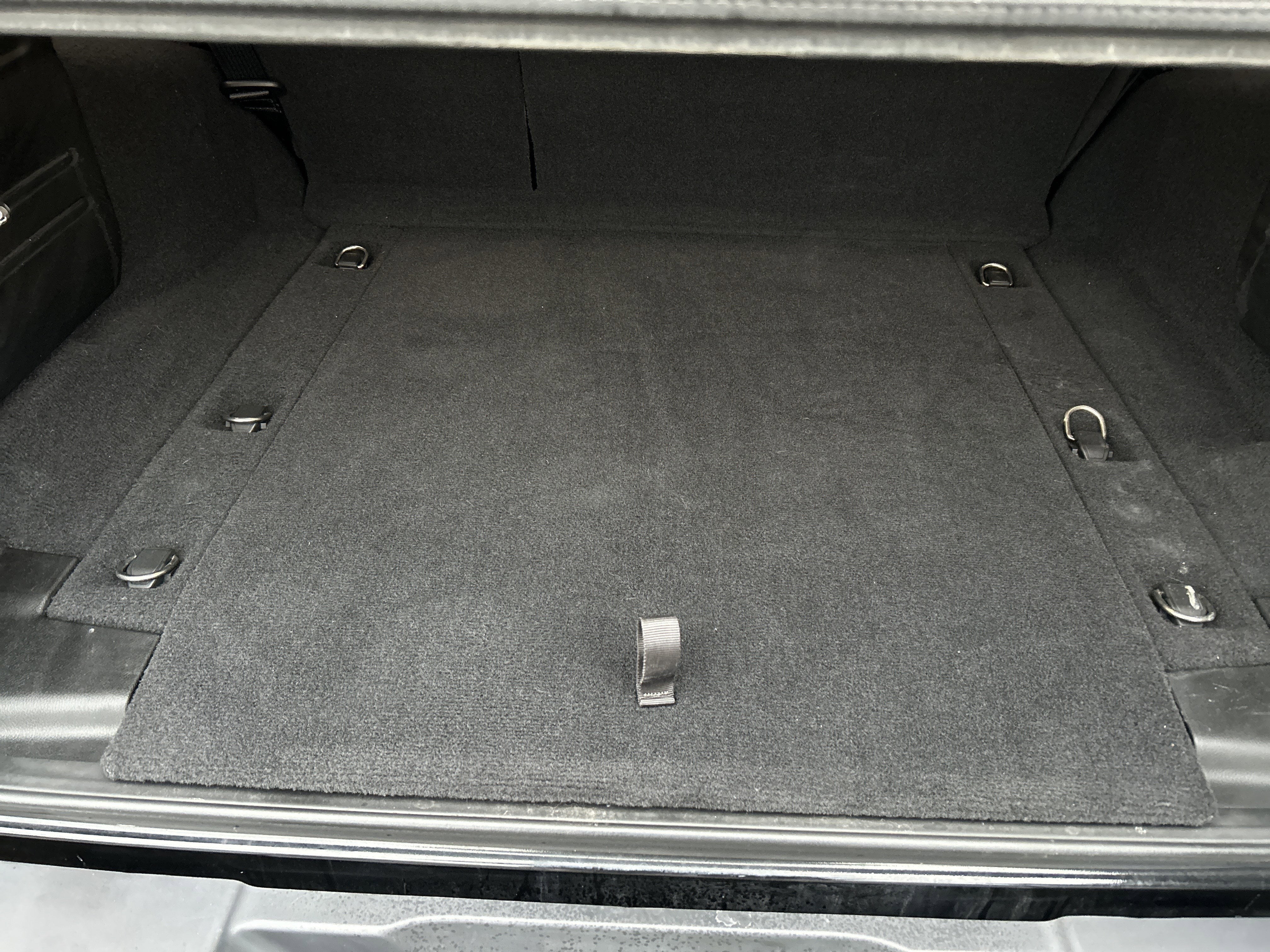 2018 Jeep WRANGLER UNL SAHARA