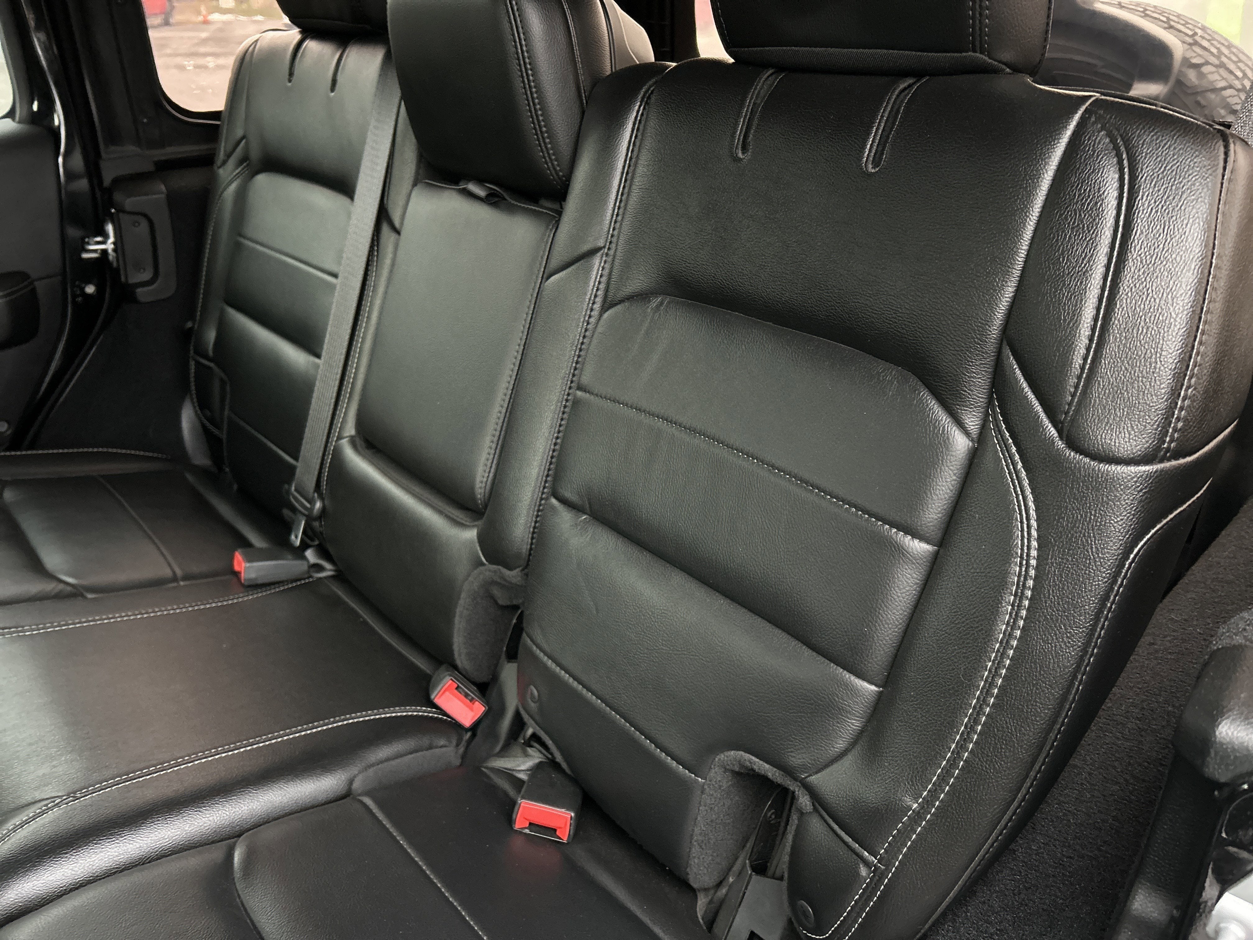 2018 Jeep WRANGLER UNL SAHARA