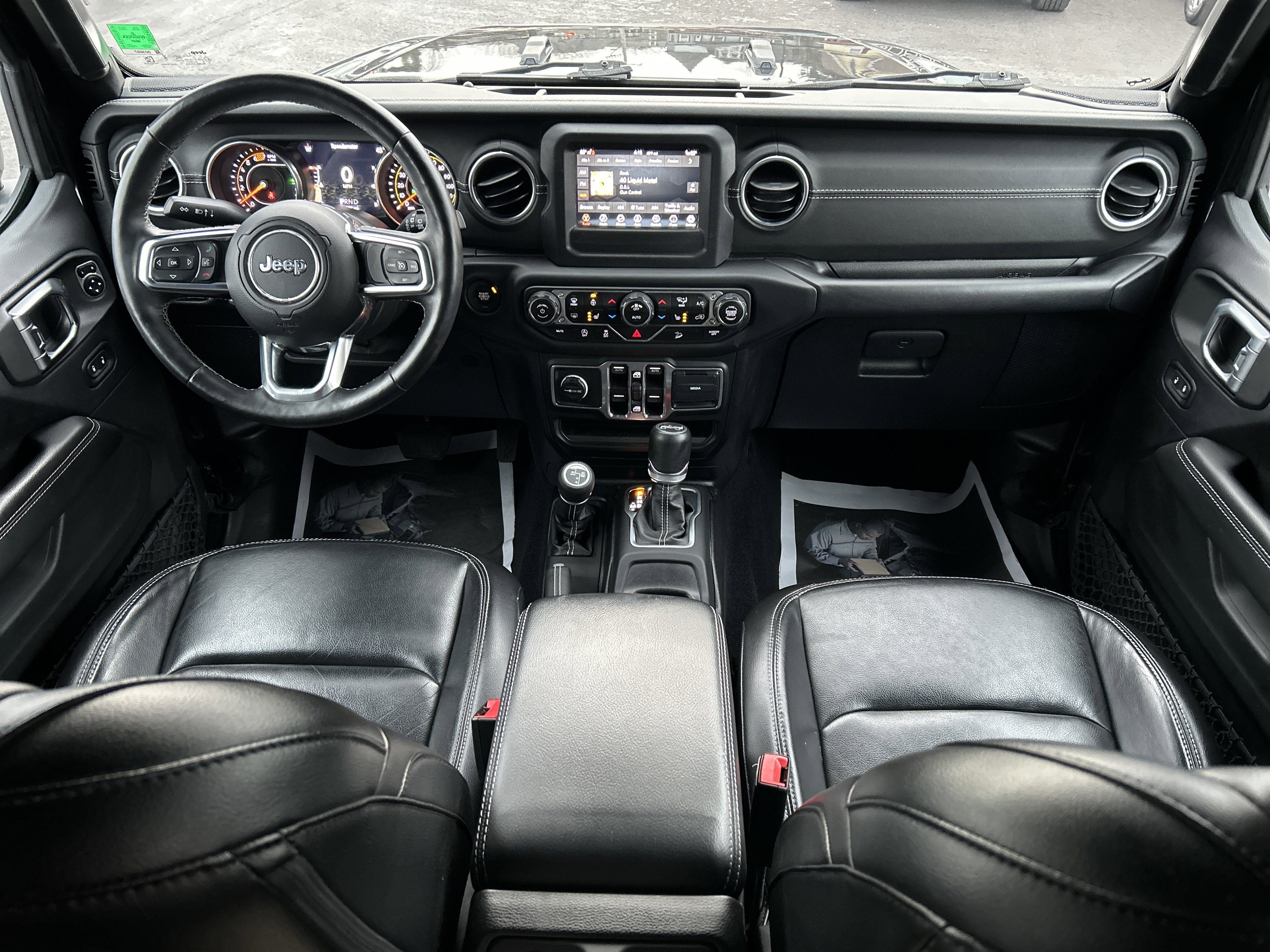 2018 Jeep WRANGLER UNL SAHARA