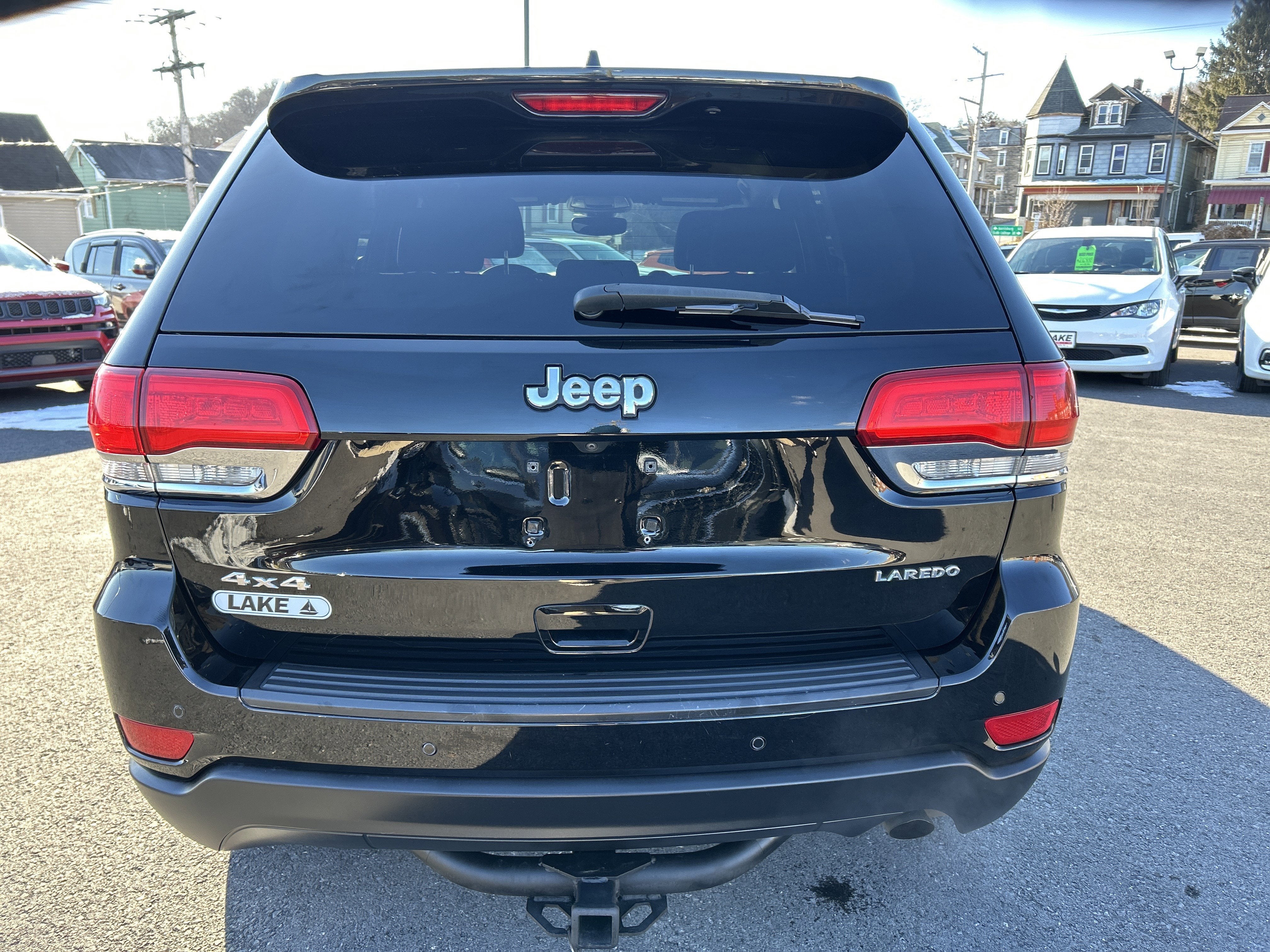 2017 Jeep GRAND CHEROKEE LAREDO
