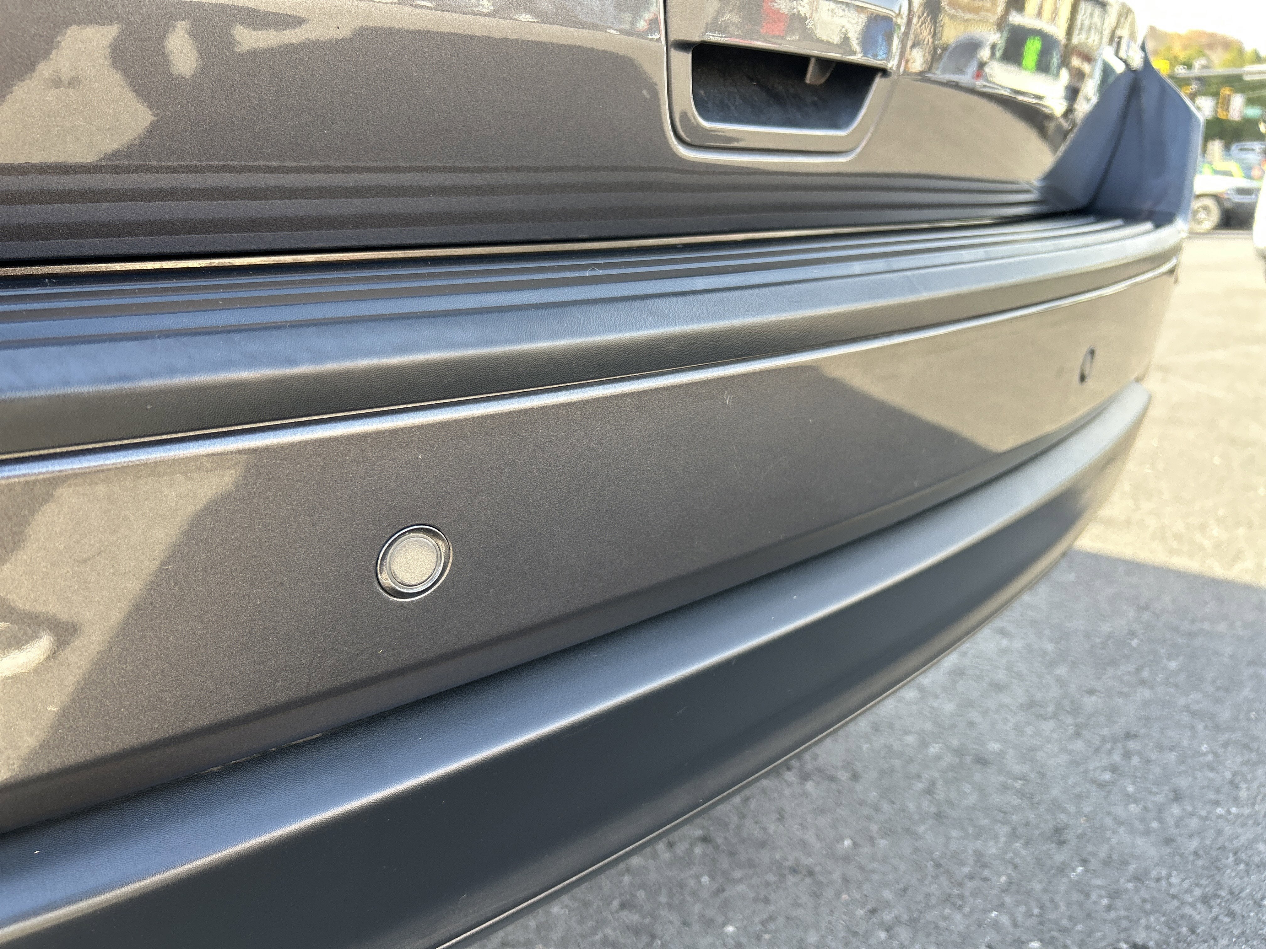 2019 Jeep GRAND CHEROKEE LAREDO E