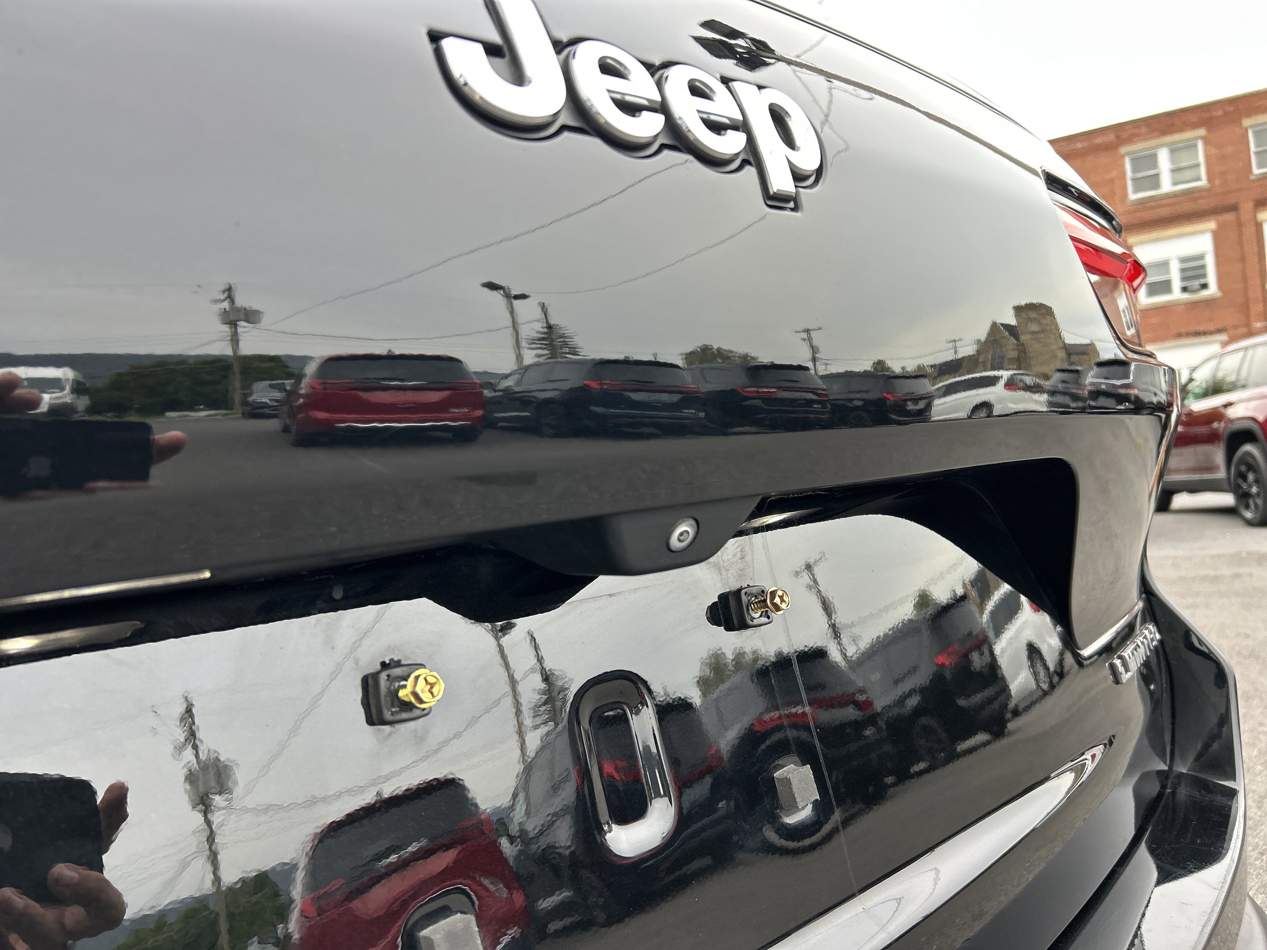 2021 Jeep GRAND CHEROKEE L LIMITED