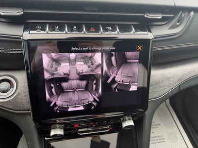 2021 Jeep GRAND CHEROKEE OVERLAND