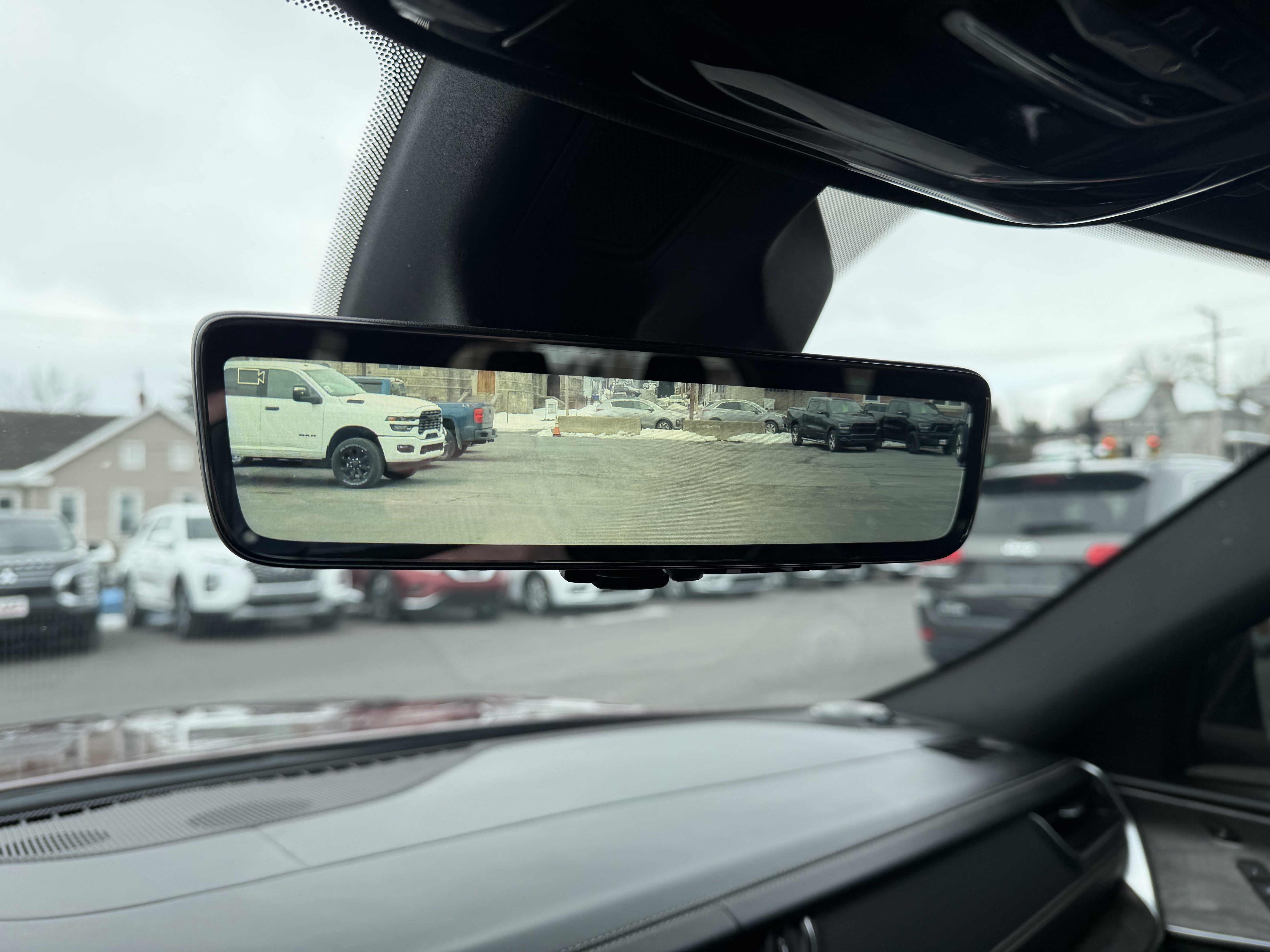 2021 Jeep GRAND CHEROKEE OVERLAND