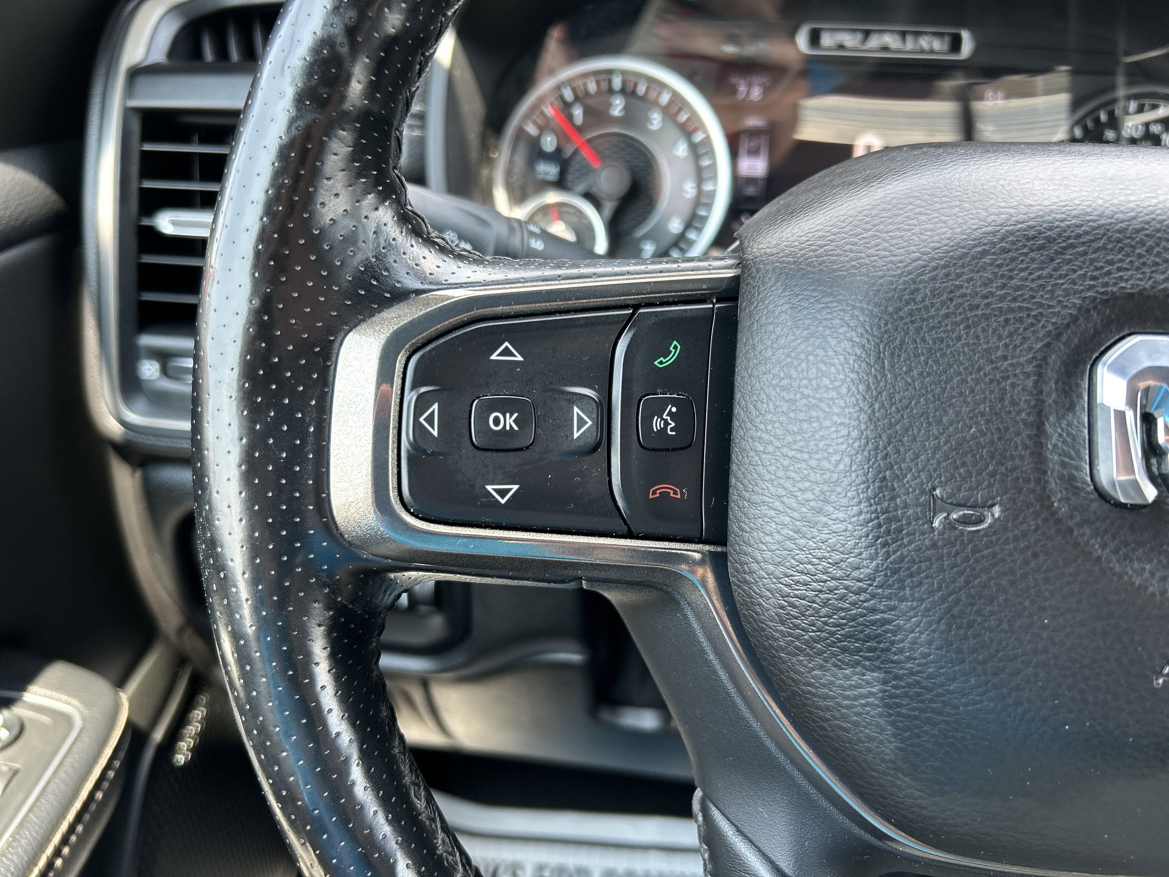 2019 RAM RAM 1500 SPORT