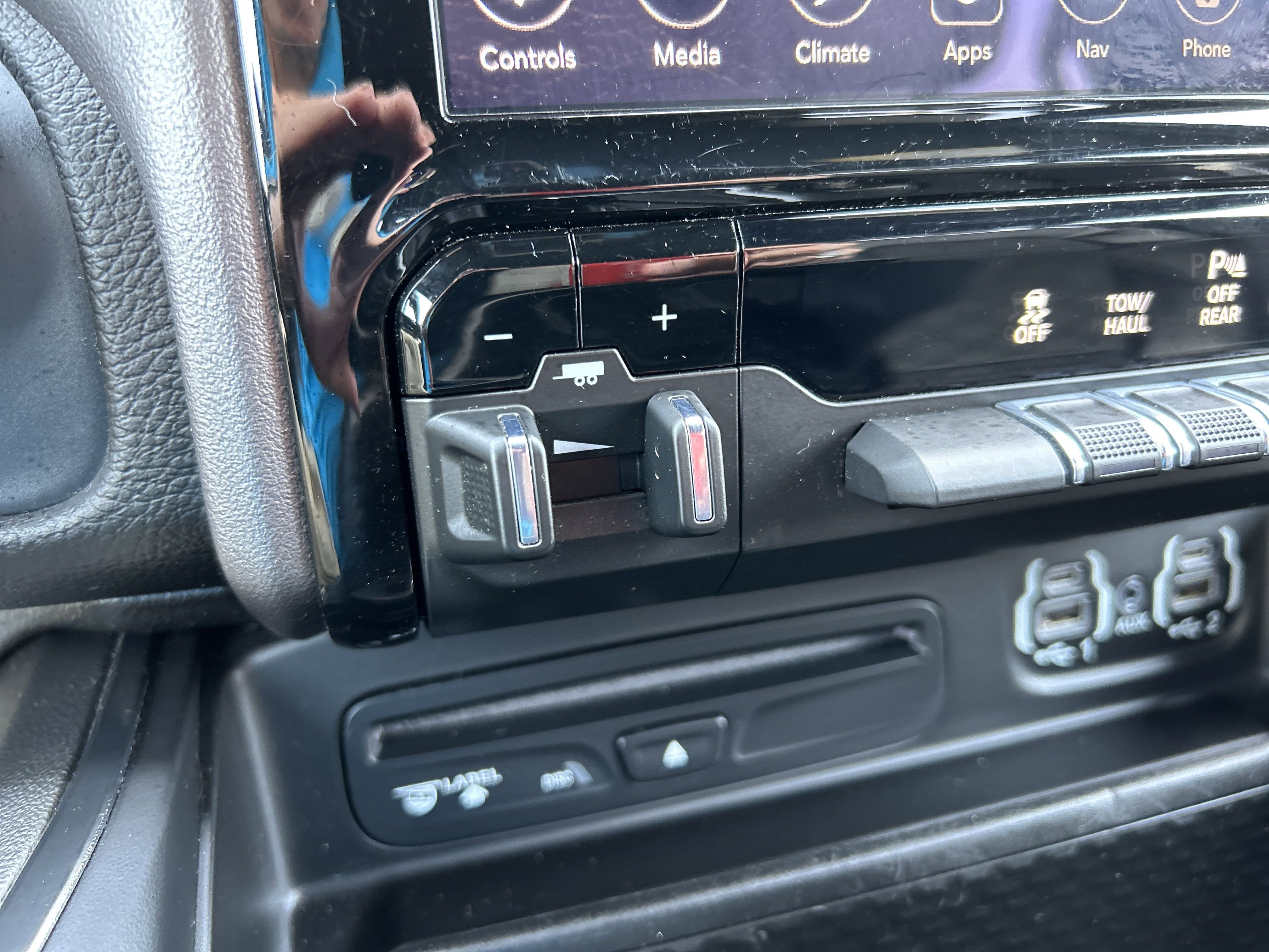 2019 RAM RAM 1500 SPORT