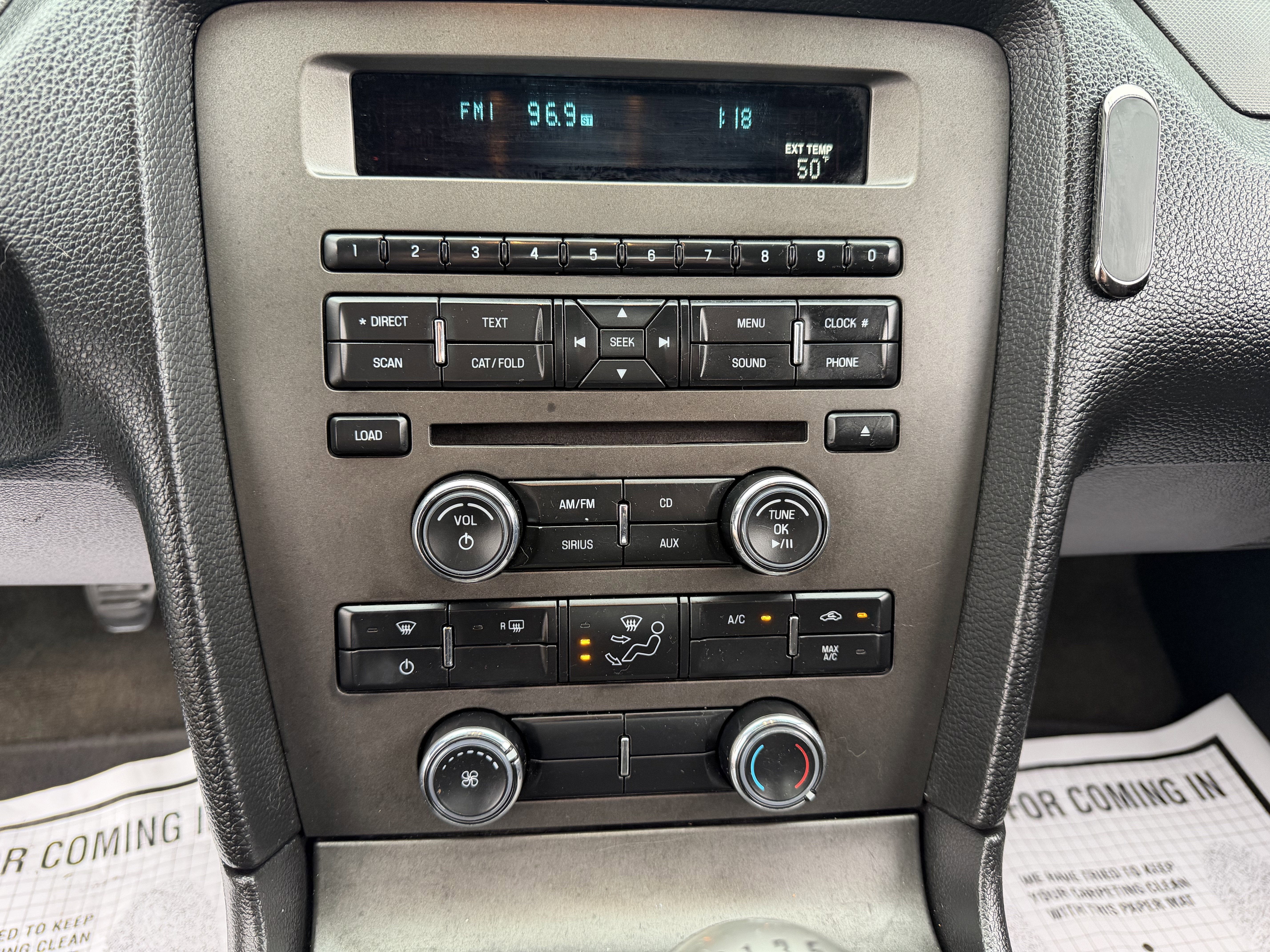 2014 Ford MUSTANG V6