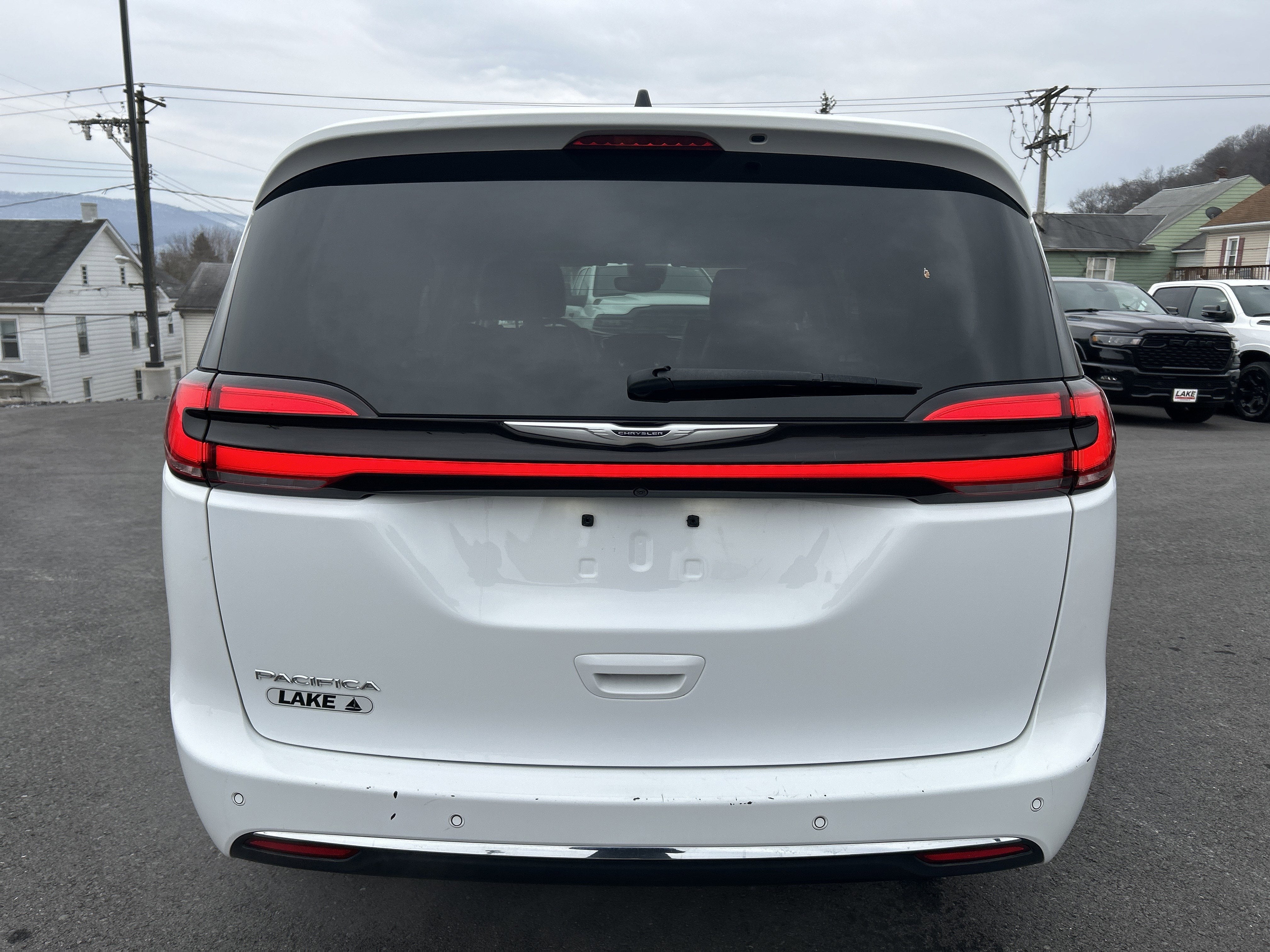 2024 Chrysler PACIFICA TOURING L