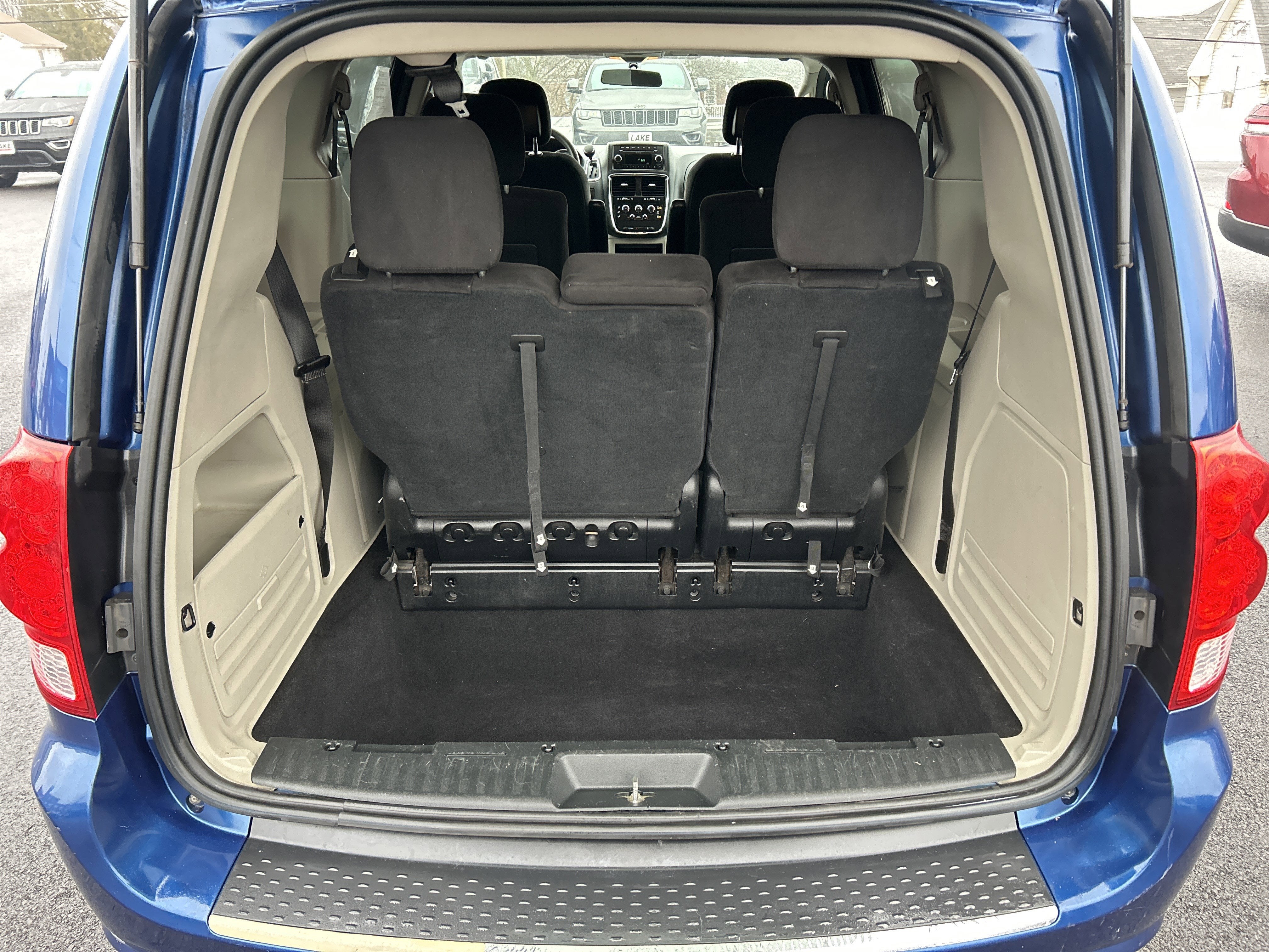 2011 Dodge GRAND CARAVAN EXPRESS