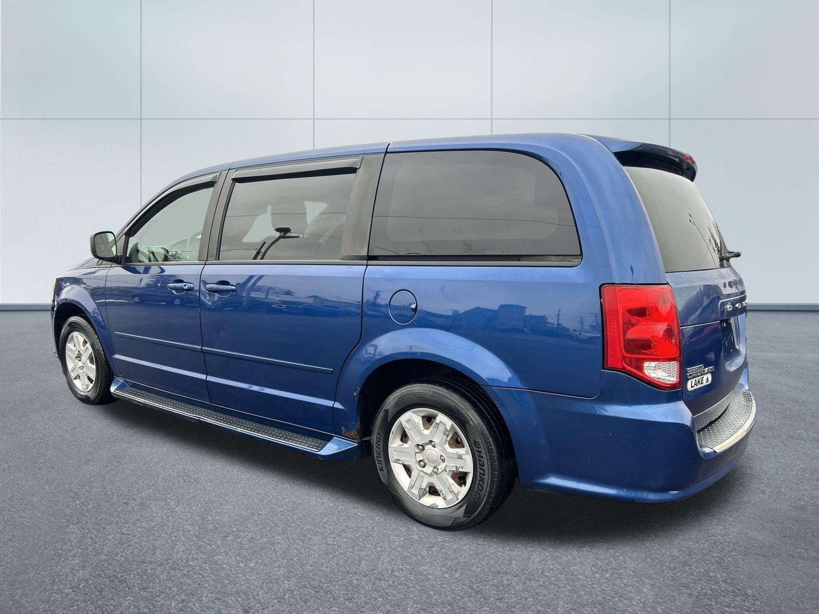2011 Dodge GRAND CARAVAN EXPRESS