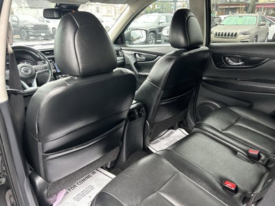 2017 Nissan ROGUE SL