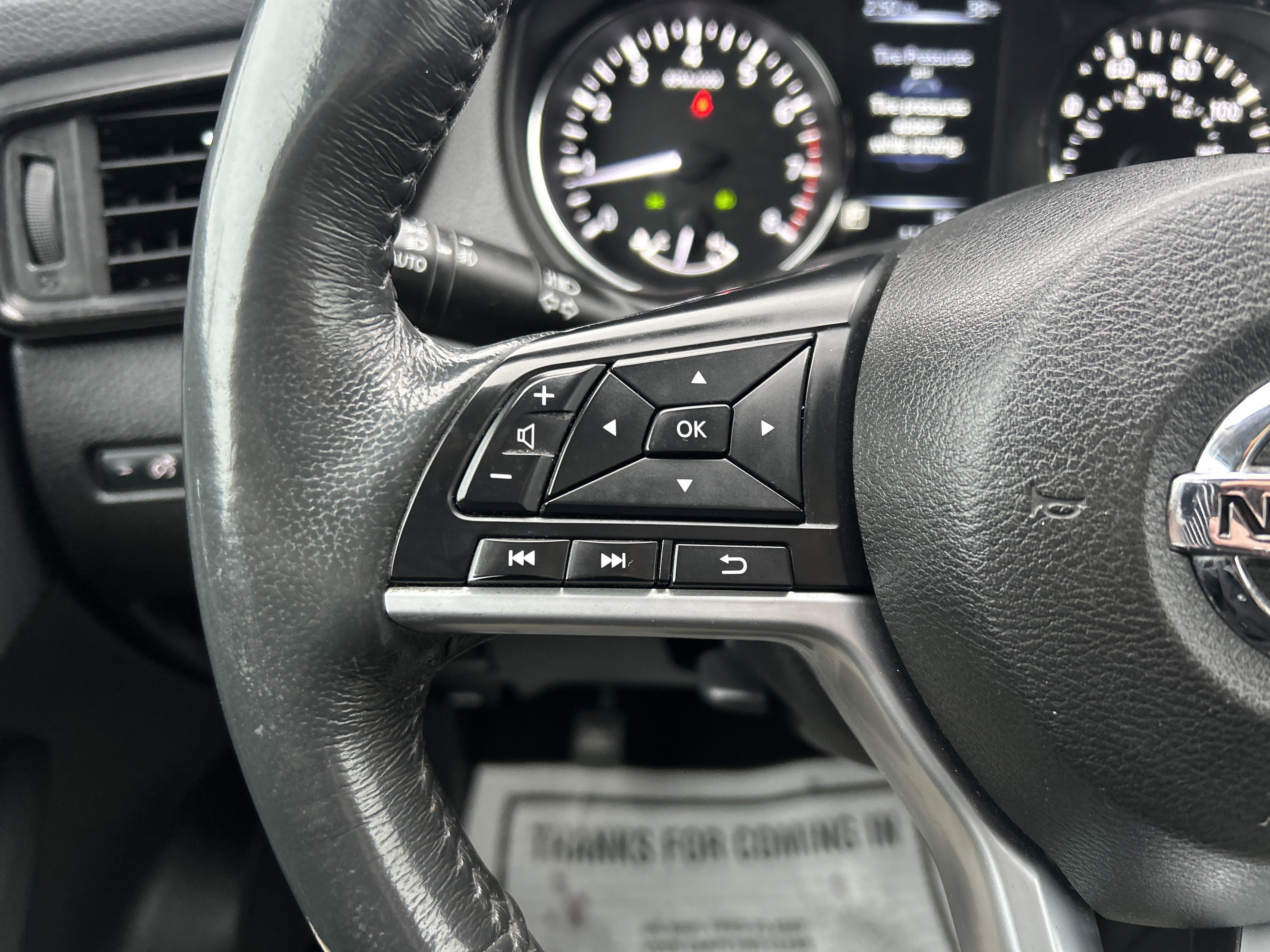 2017 Nissan ROGUE SL