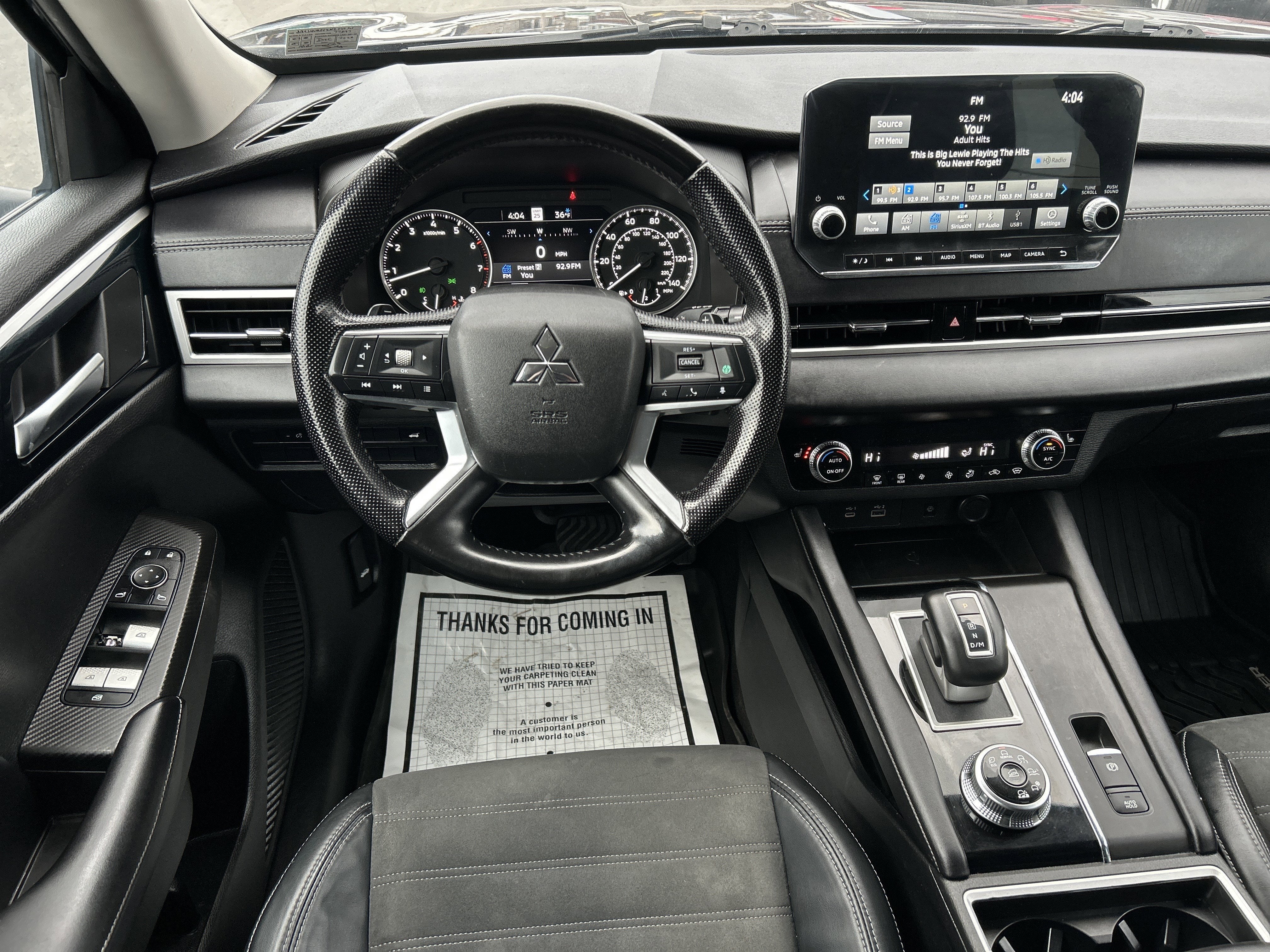 2022 Mitsubishi OUTLANDER SE