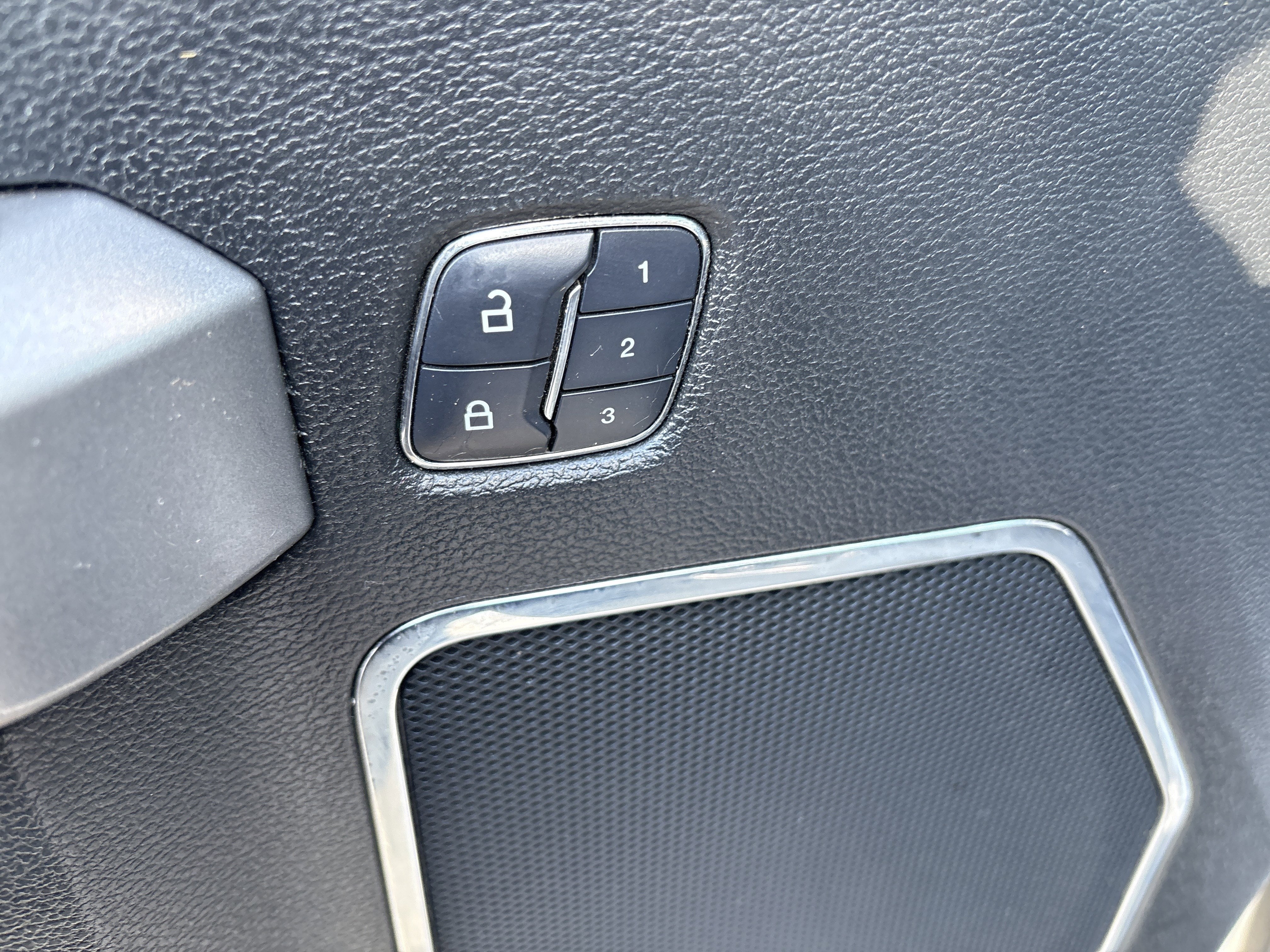 2017 Ford F-250 PLATINUM