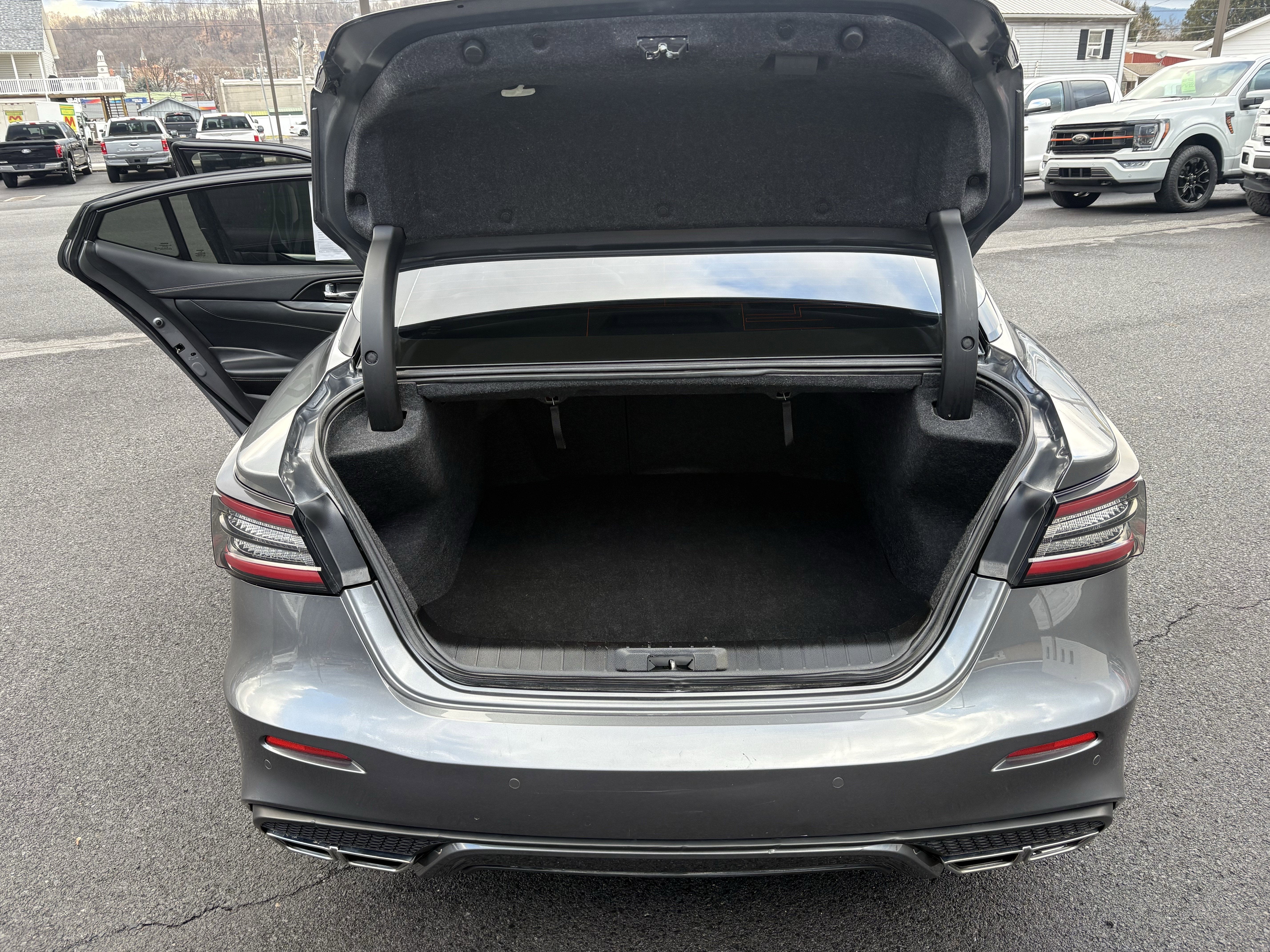 2023 Nissan MAXIMA SL