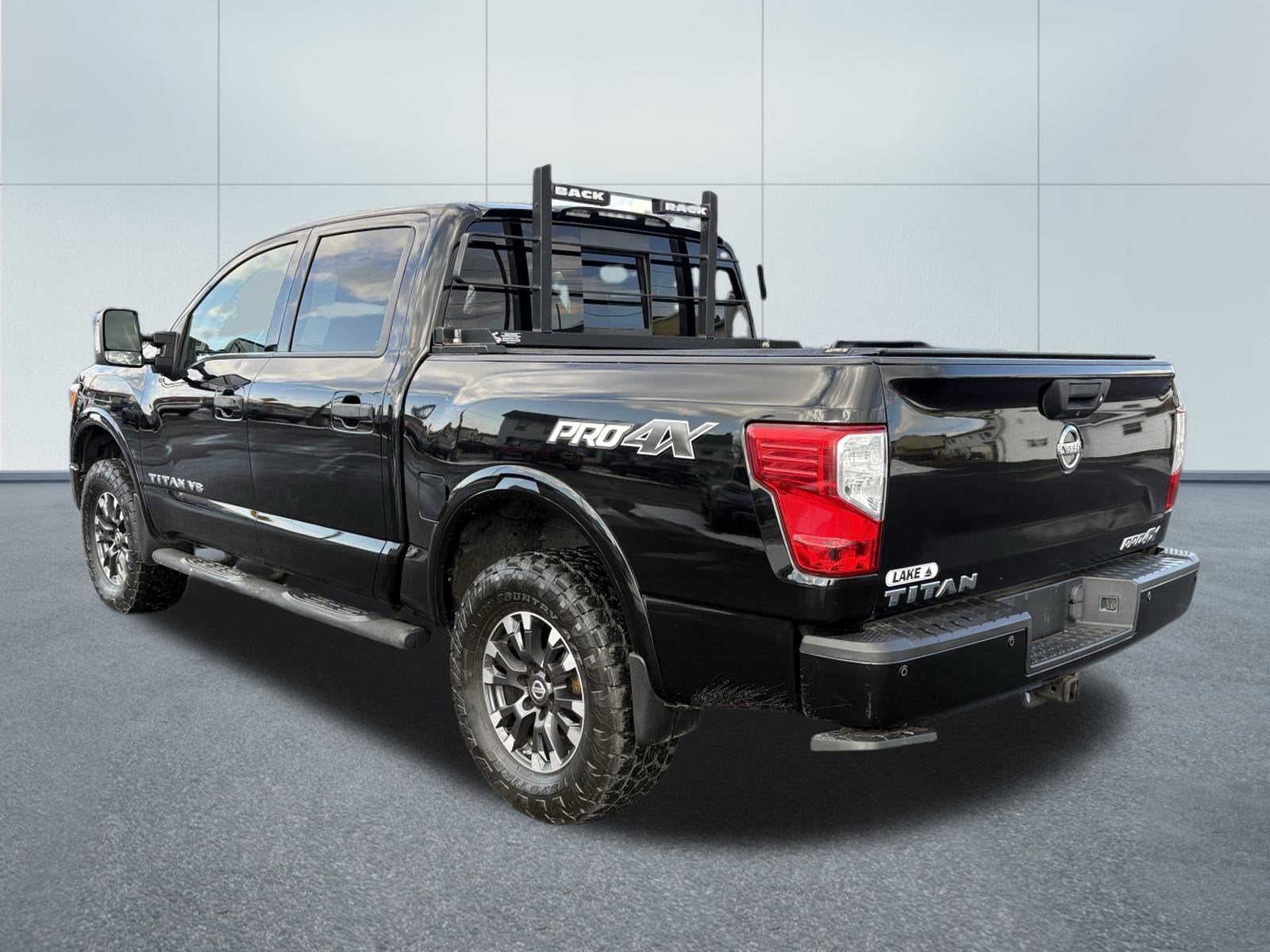 2018 Nissan TITAN PRO-4X