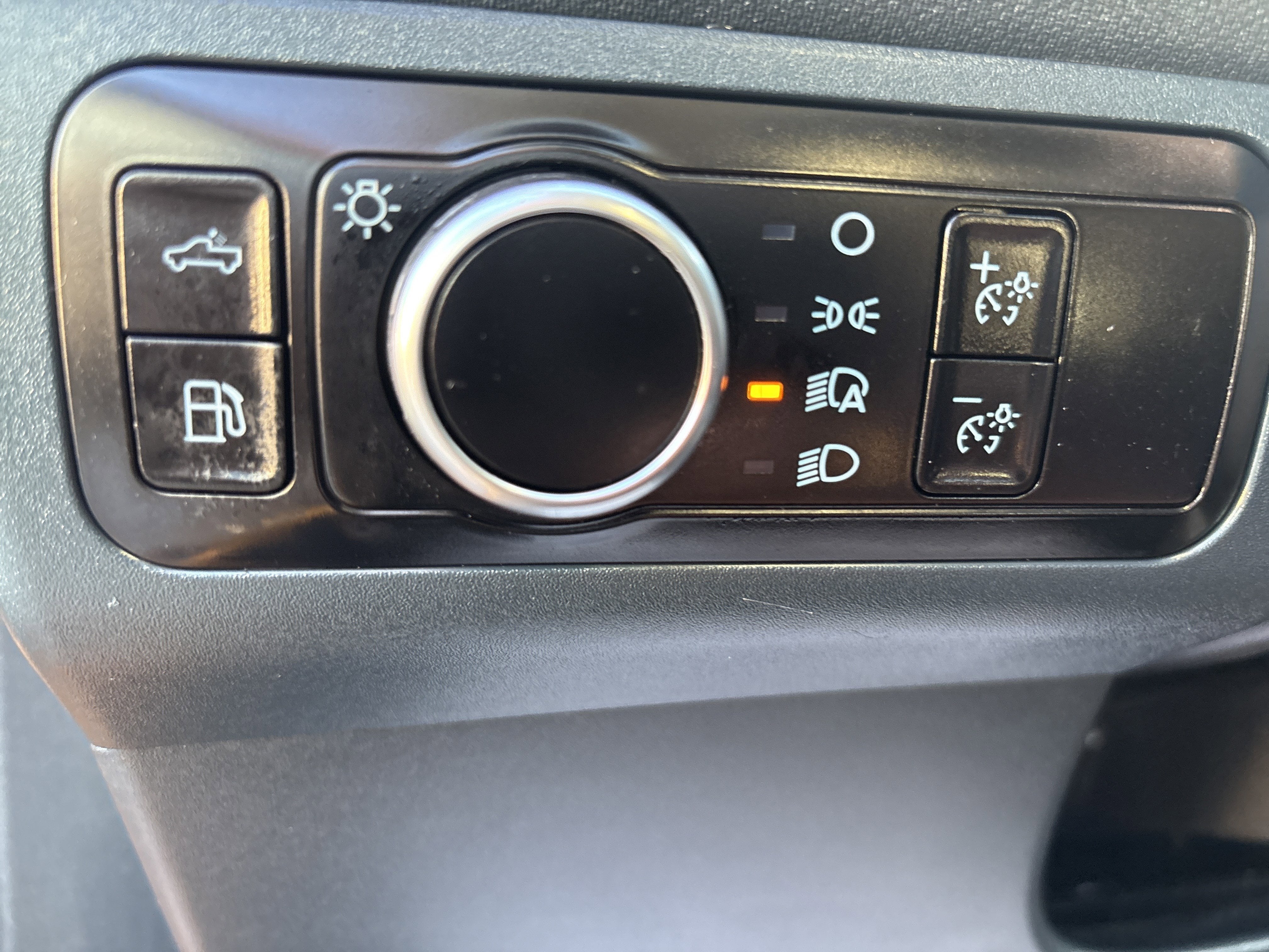 2023 Ford MAVERICK LARIAT w/ Luxury Pkg