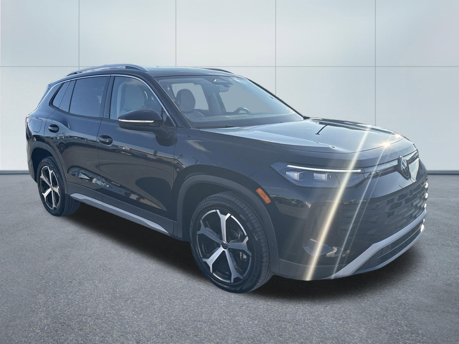 2025 Volkswagen TIGUAN SE