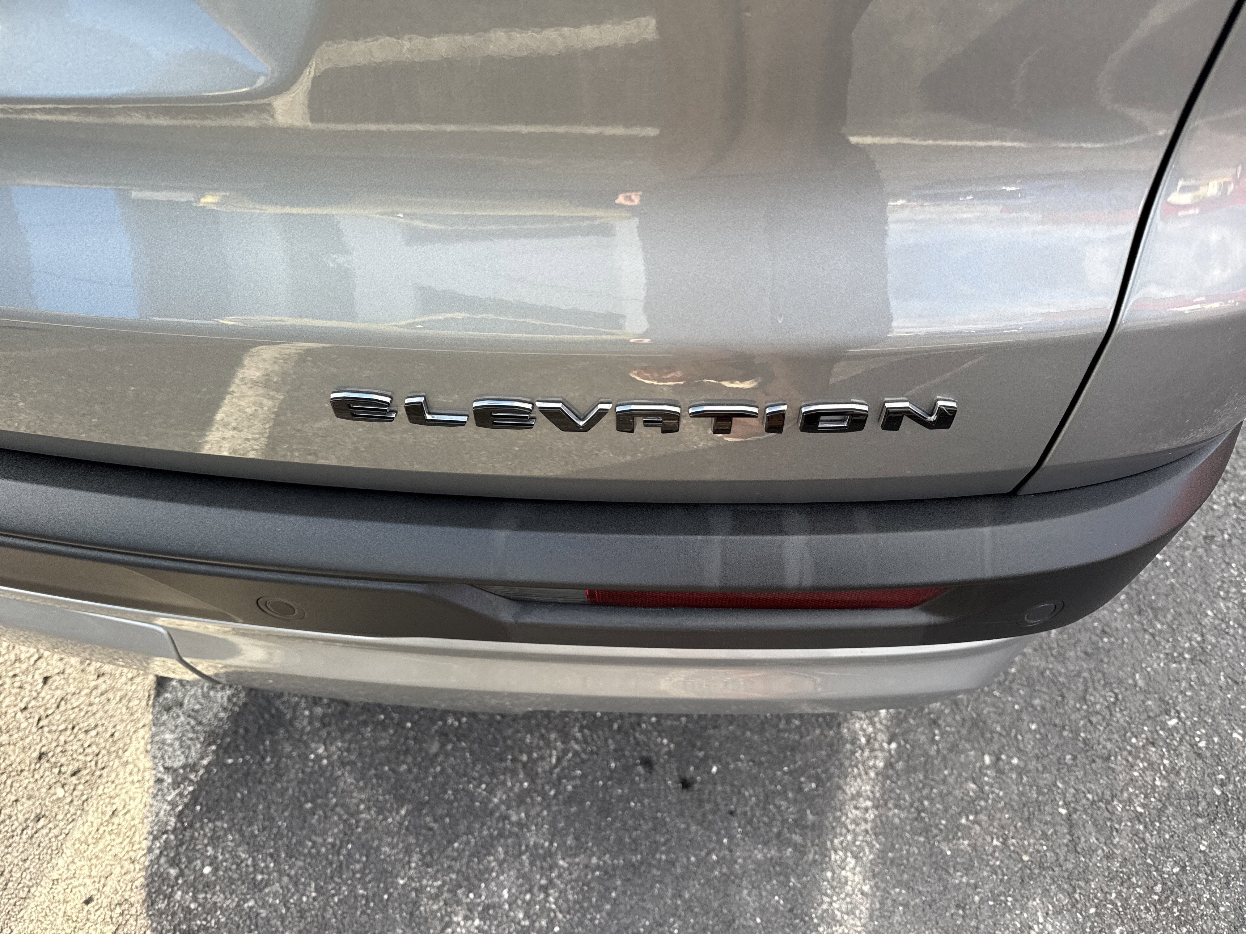 2024 GMC Acadia Elevation