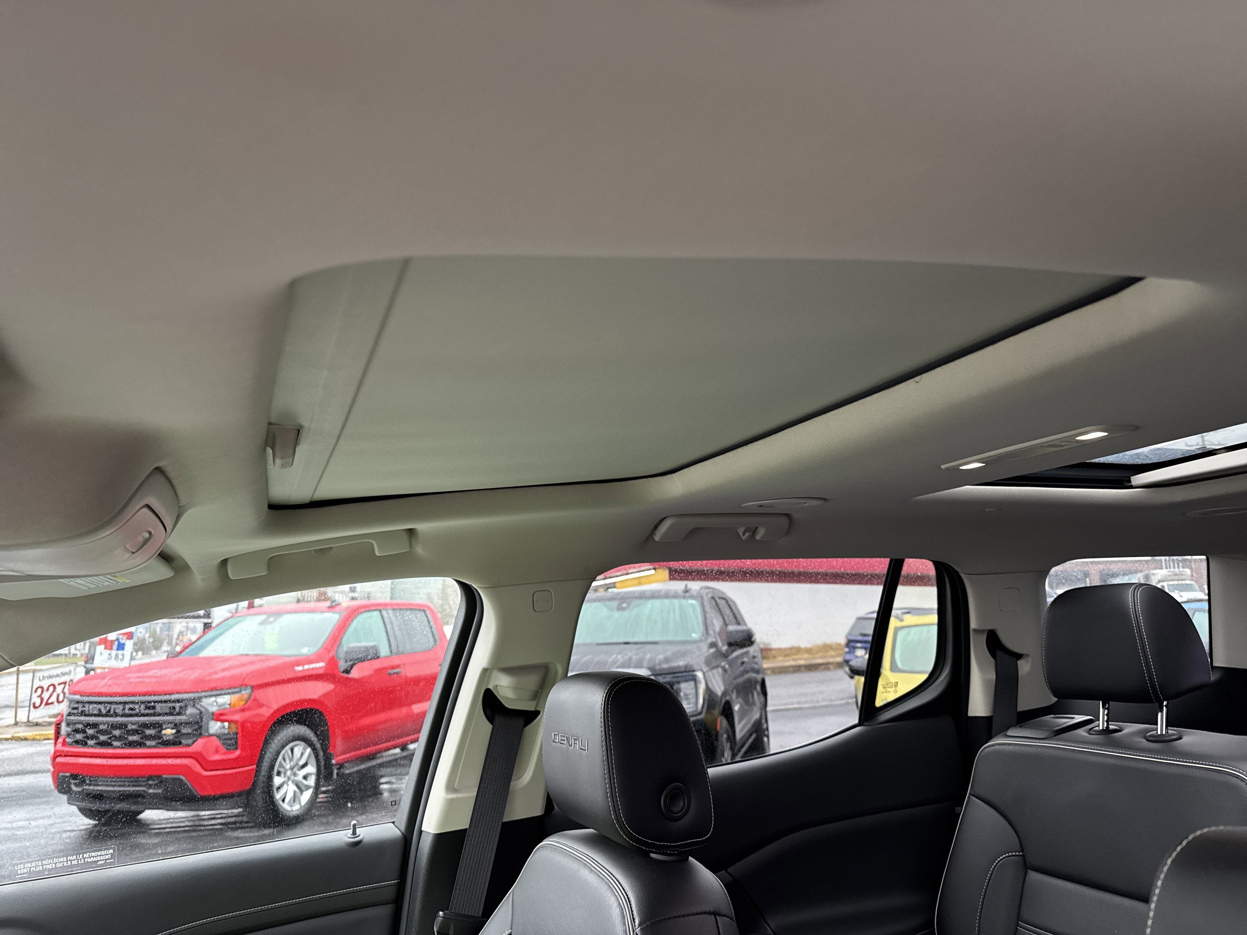 2020 GMC Acadia Denali