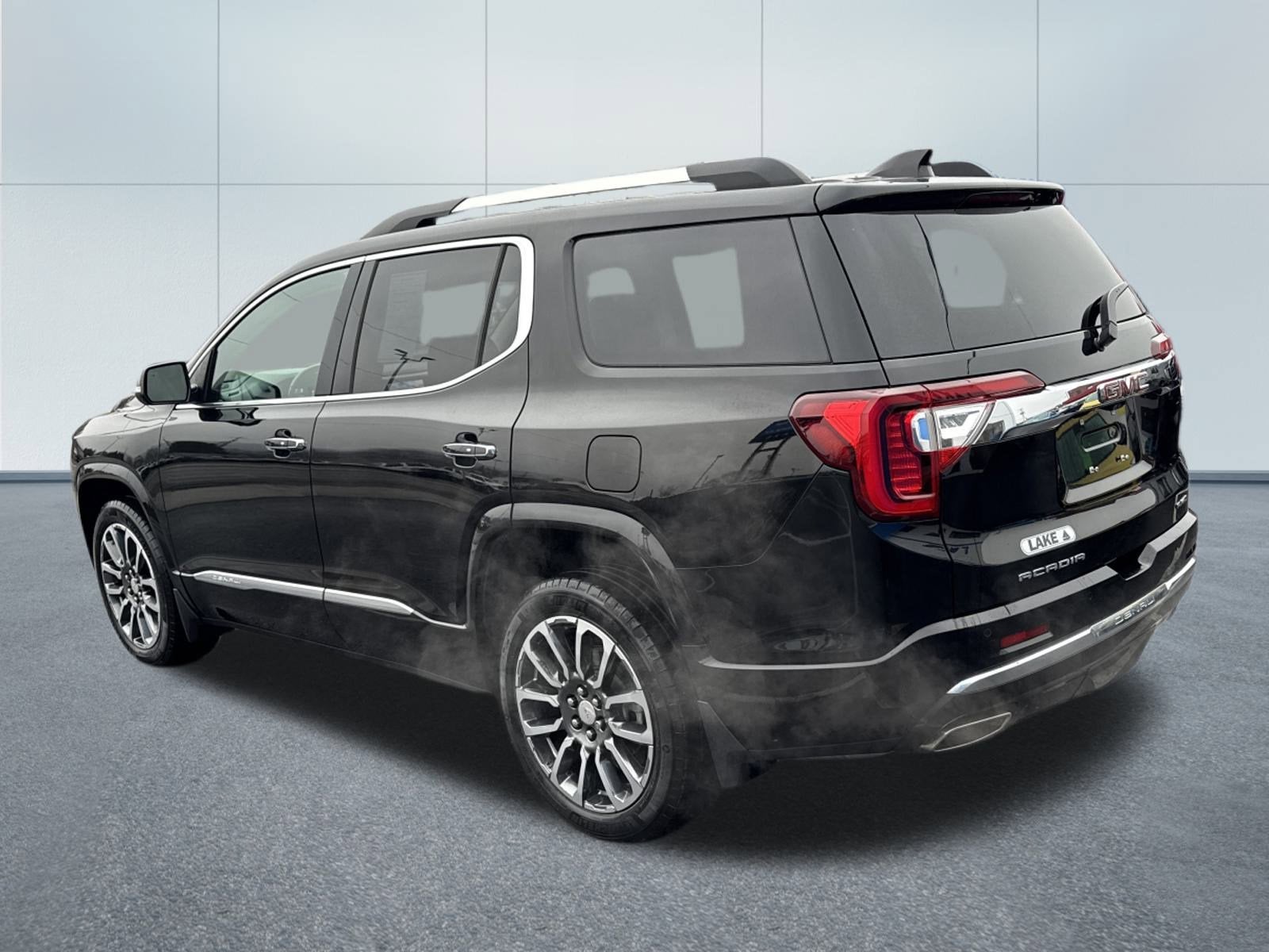 2020 GMC Acadia Denali