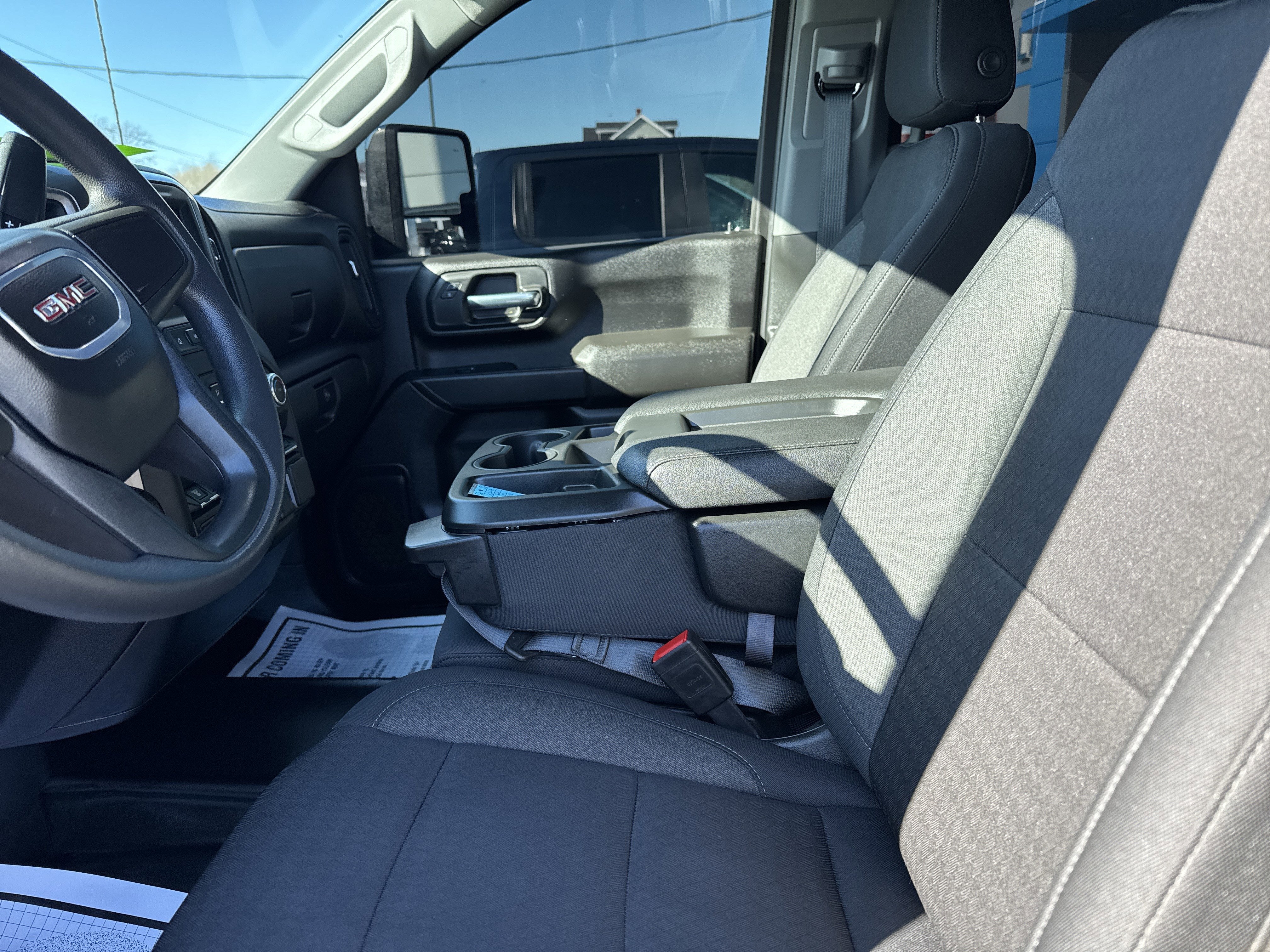 2024 GMC Sierra 2500 HD Pro