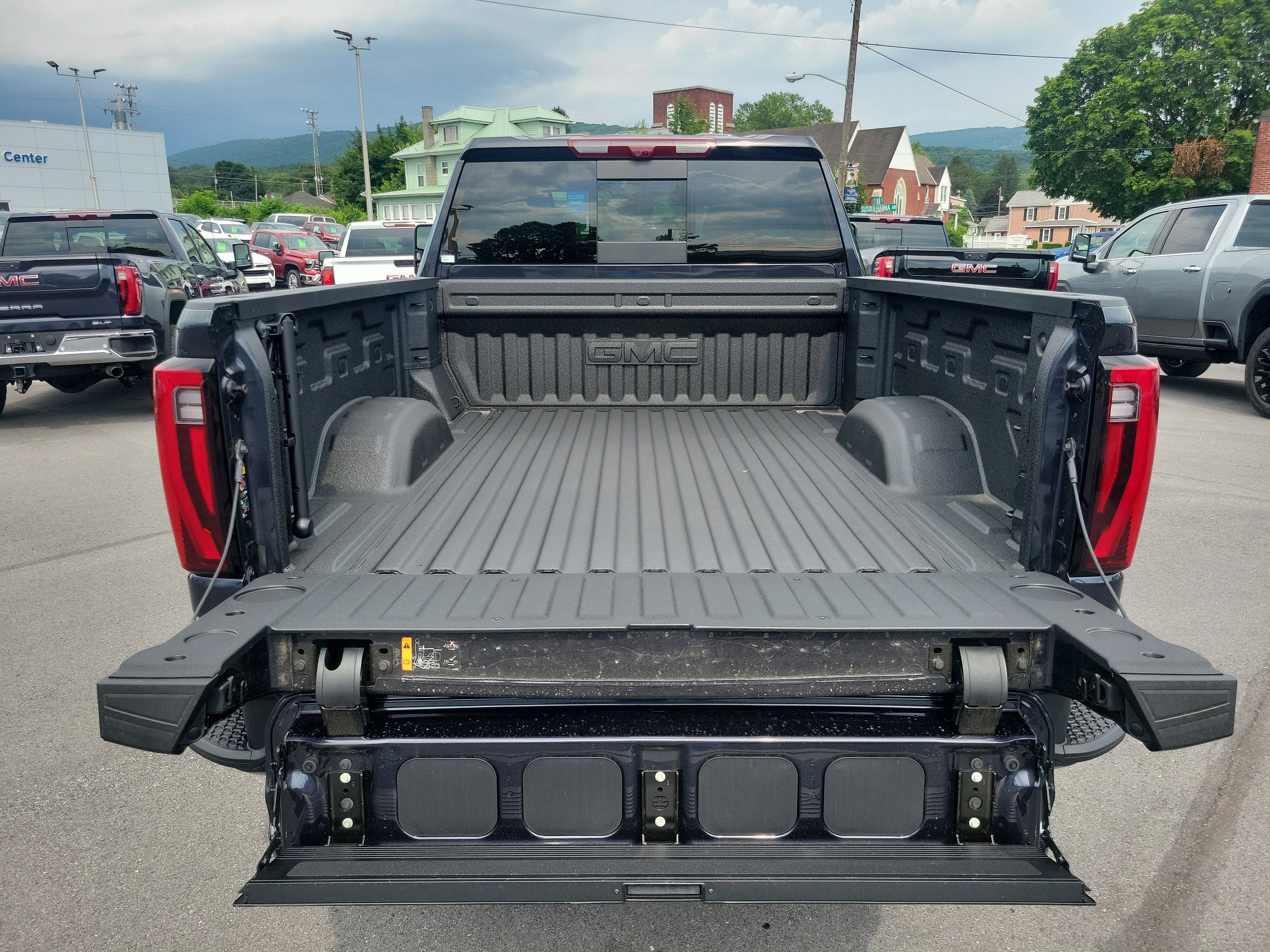 2025 GMC Sierra 2500 HD Denali