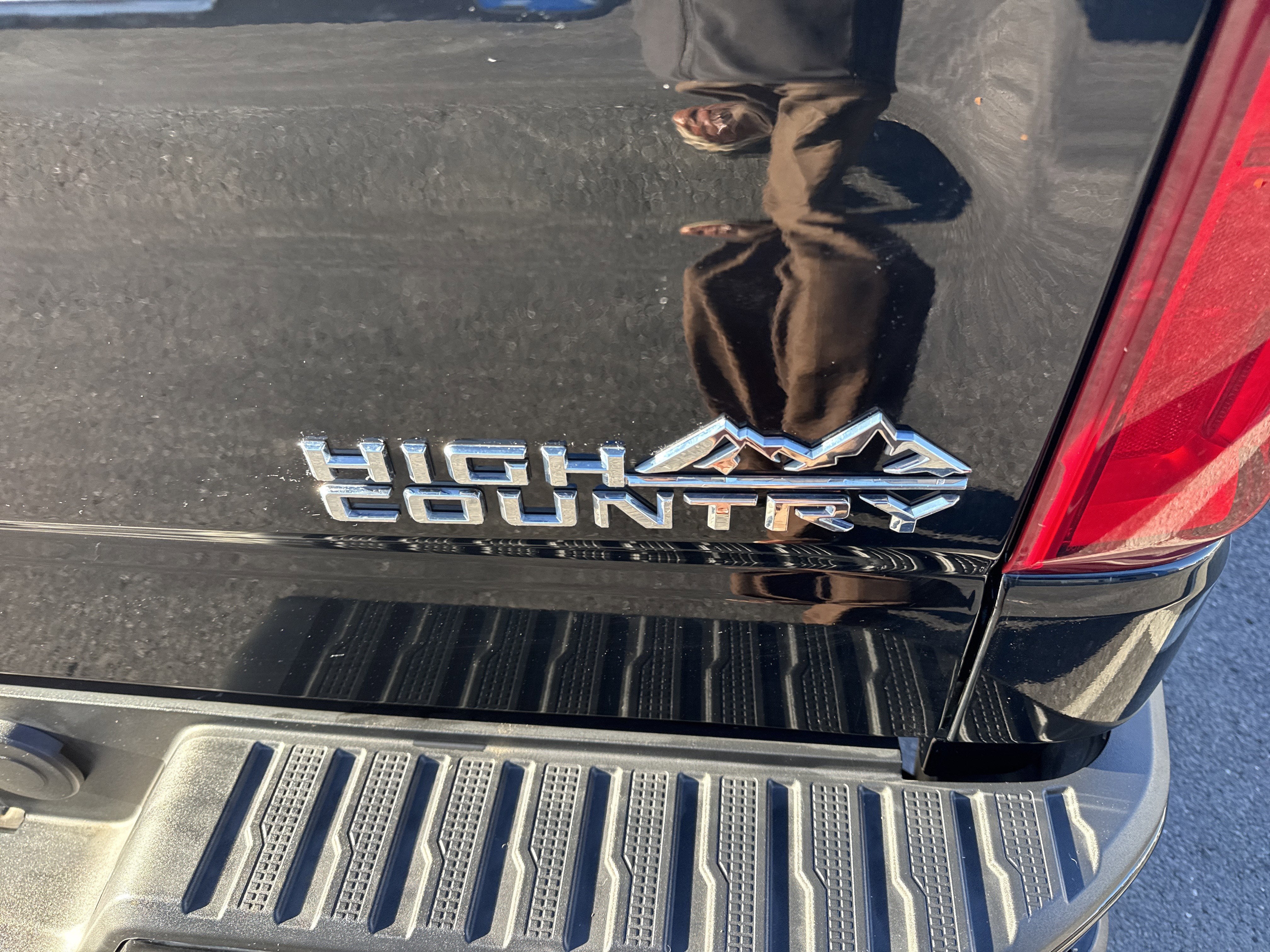 2022 Chevrolet Silverado 1500 LTD High Country