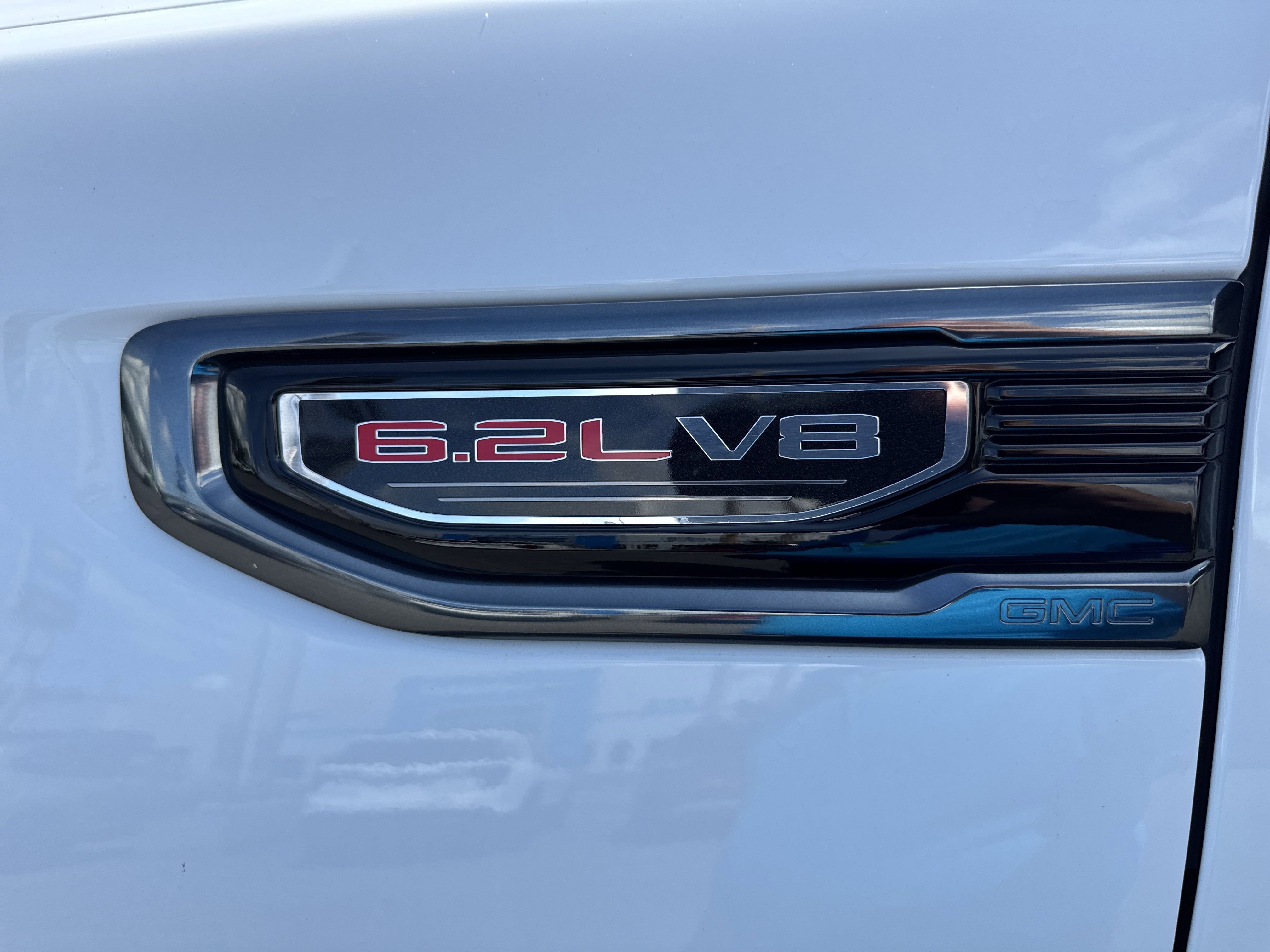 2022 GMC Sierra 1500 Limited AT4