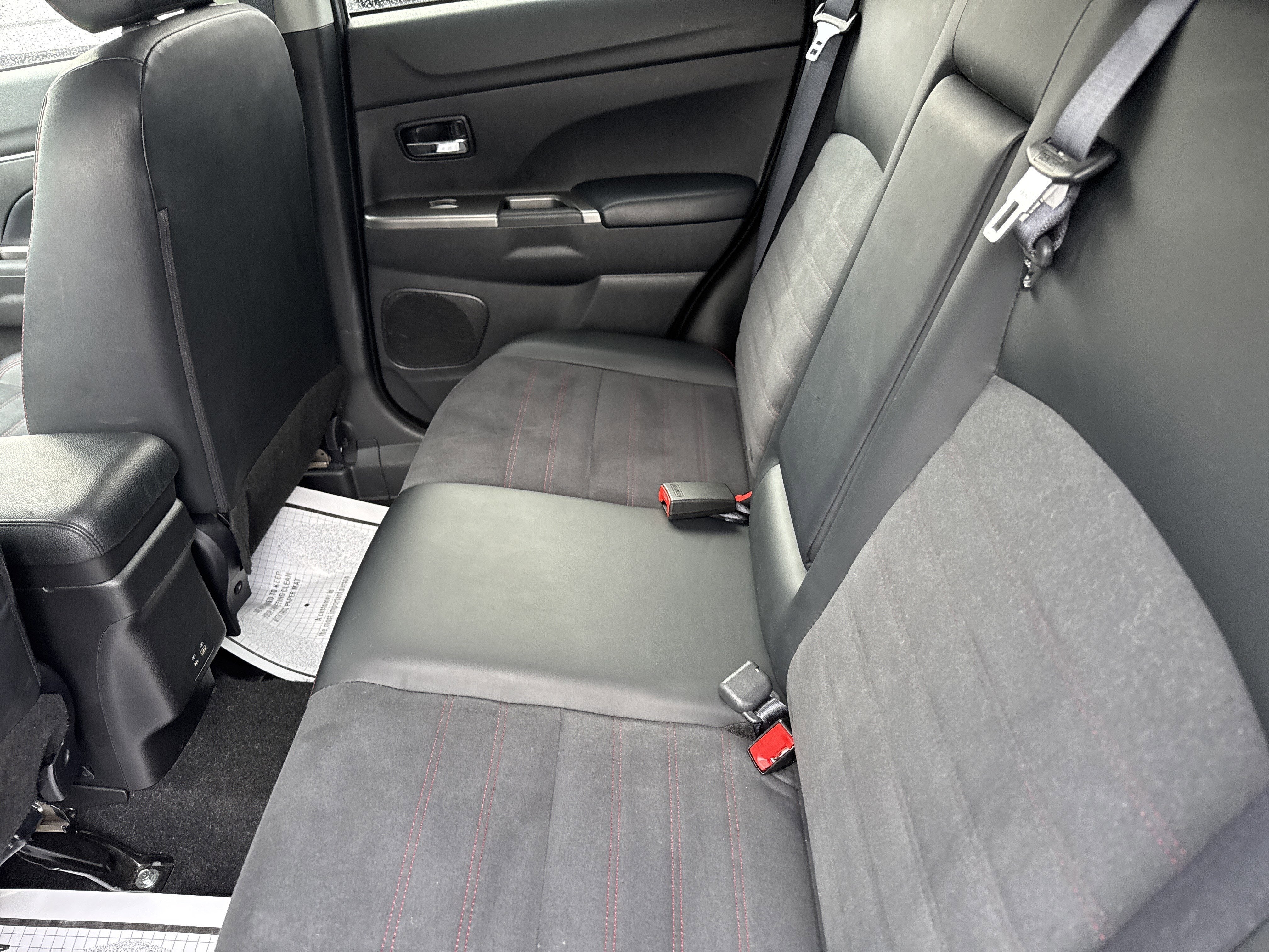 2024 Mitsubishi Outlander Sport S