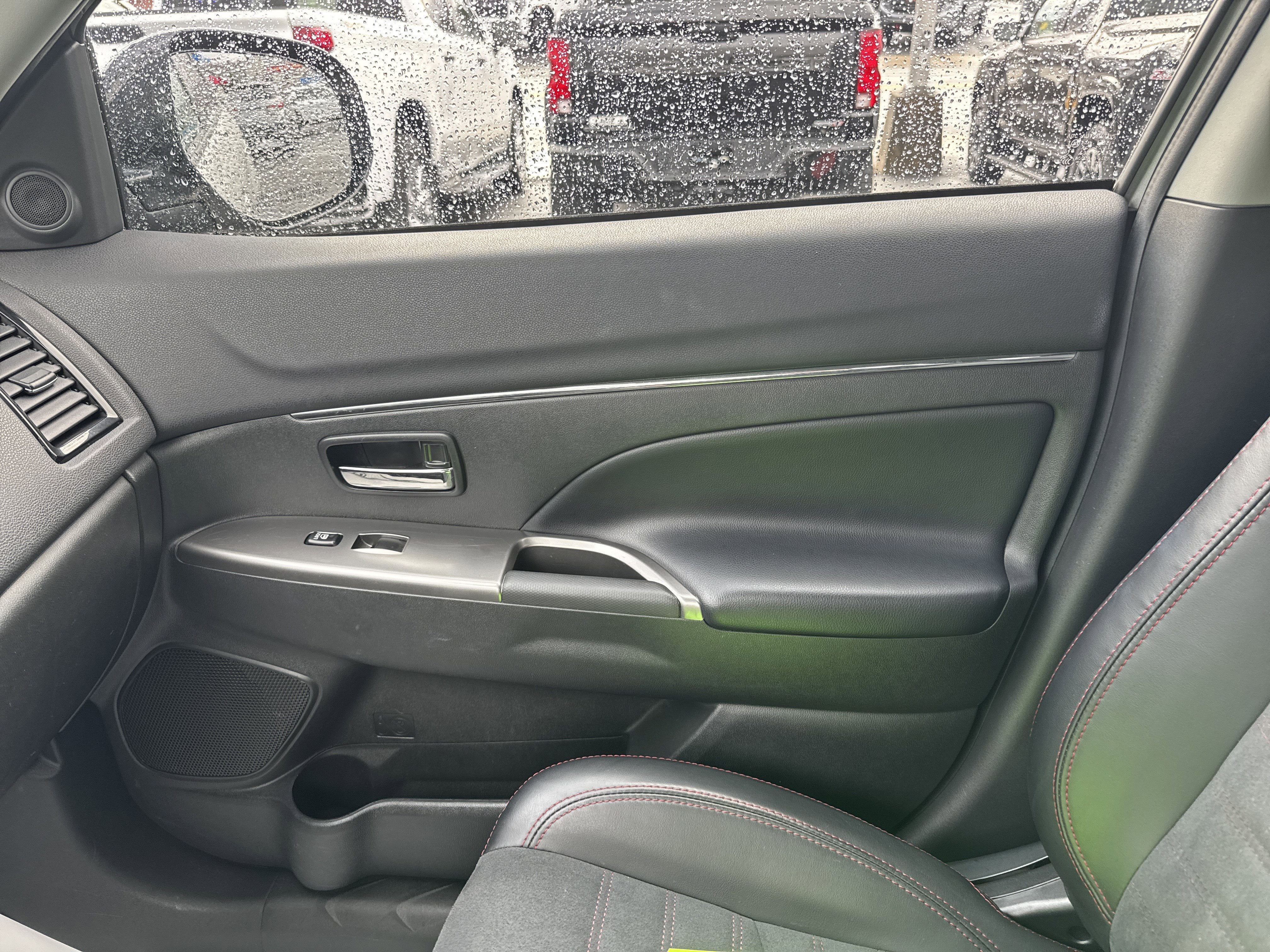 2024 Mitsubishi Outlander Sport S