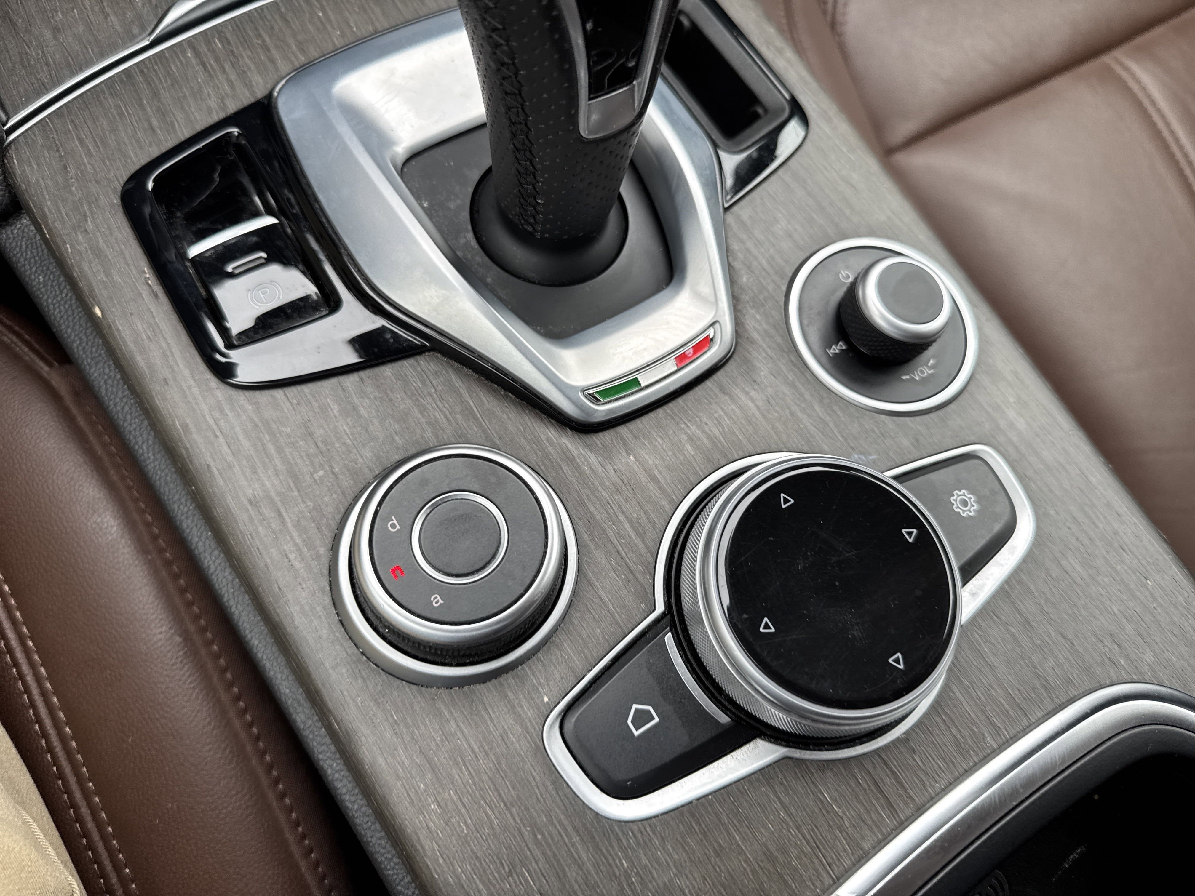 2022 Alfa Romeo Stelvio Ti